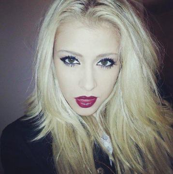 Ms.Booooootaaayyy from New South Wales,Australia